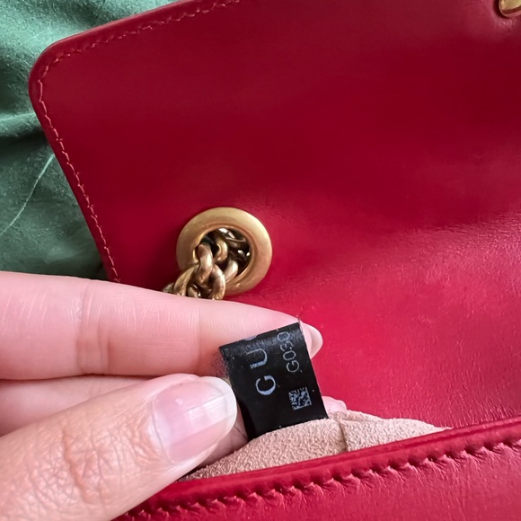 GUCCI Mini GG Marmont Matelassé Shoulder Bag "FIRM PRICE" - Picture 8 of 16